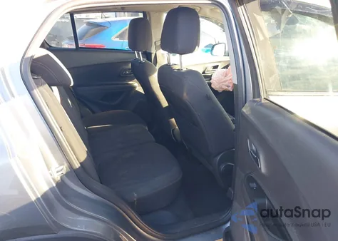 2020 Chevrolet Trax Fwd Ls z USA, uszkodzony, nr VIN 3GNCJKSB4LL339539